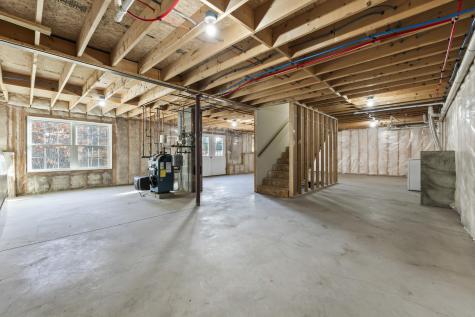 32 Shelby Lane Sabattus ME 04280