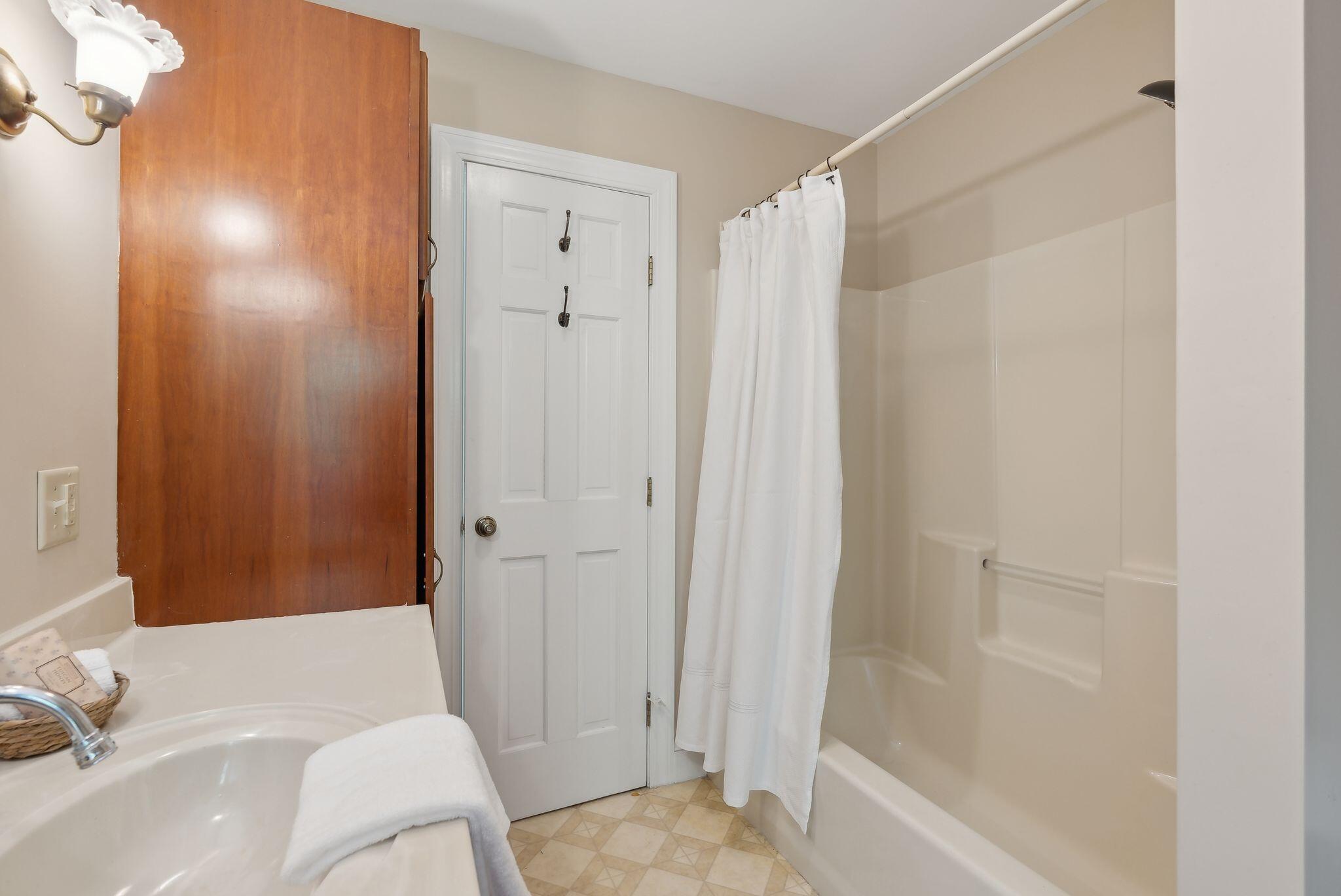 10 Ledge Hill Road Gorham ME 04038