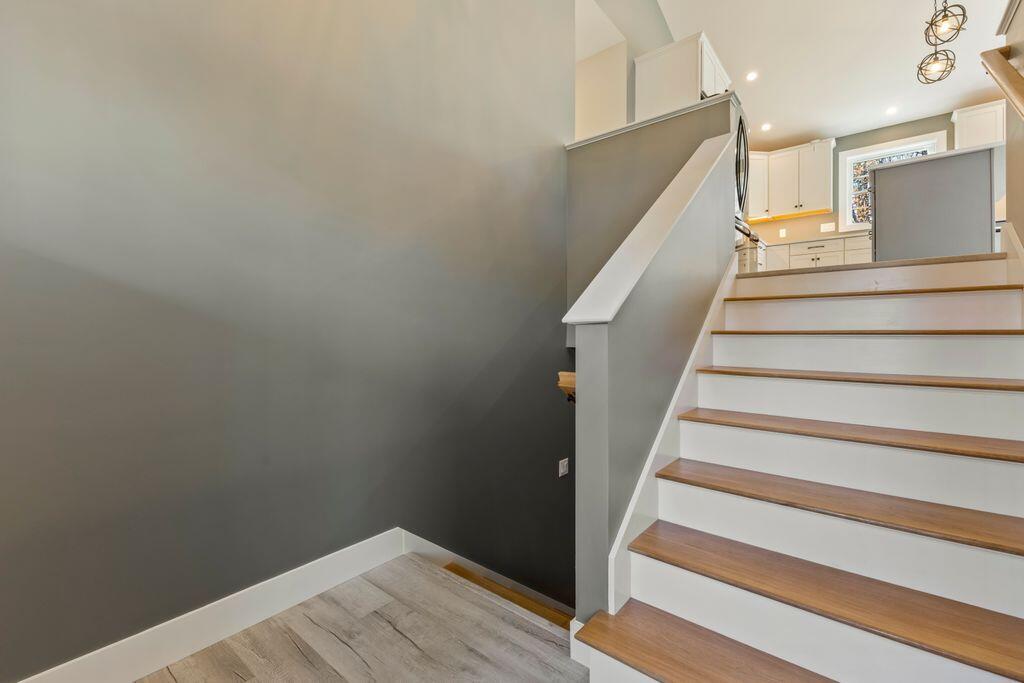 247 Songo School Road Naples ME 04055