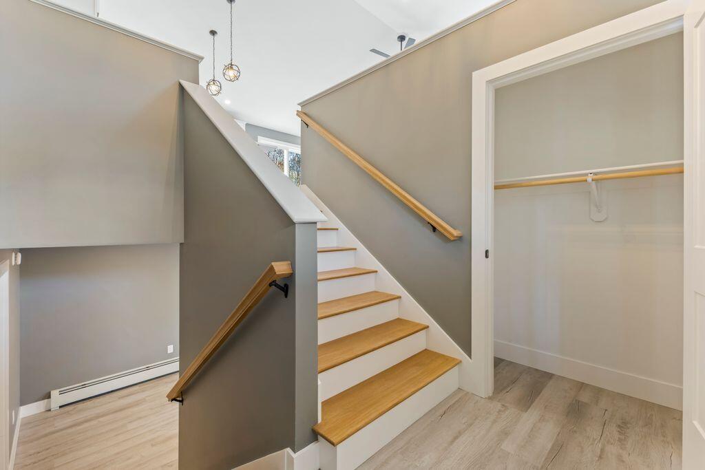 247 Songo School Road Naples ME 04055