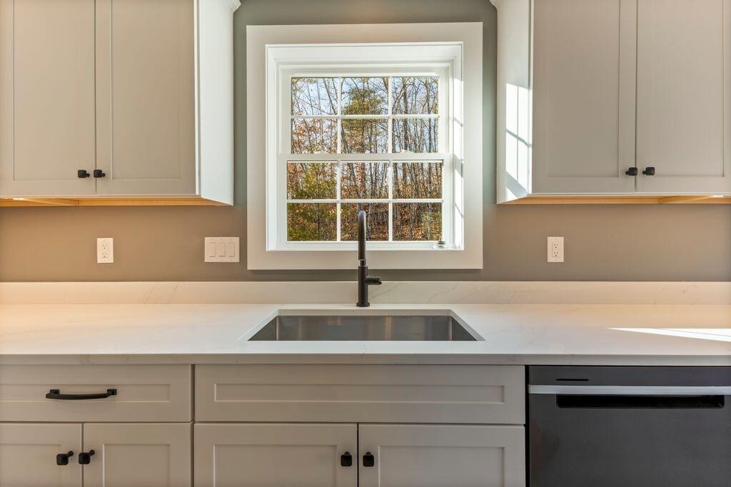 247 Songo School Road Naples ME 04055