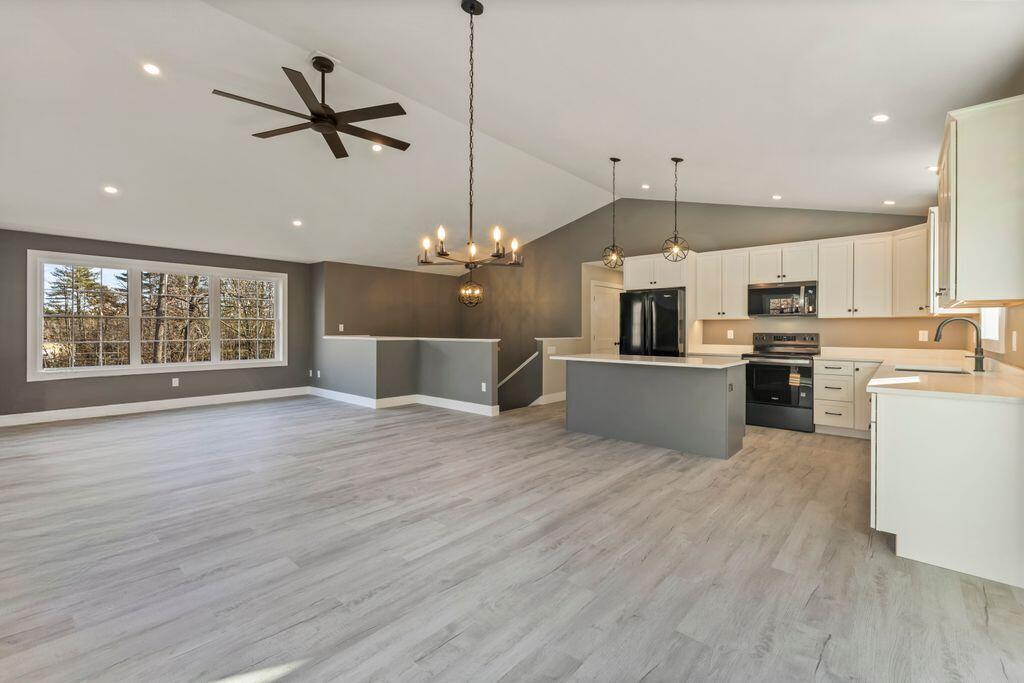 247 Songo School Road Naples ME 04055