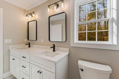 247 Songo School Road Naples ME 04055