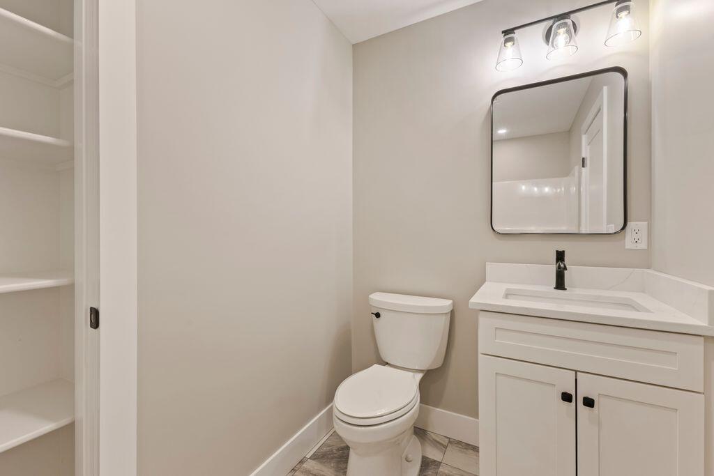 247 Songo School Road Naples ME 04055