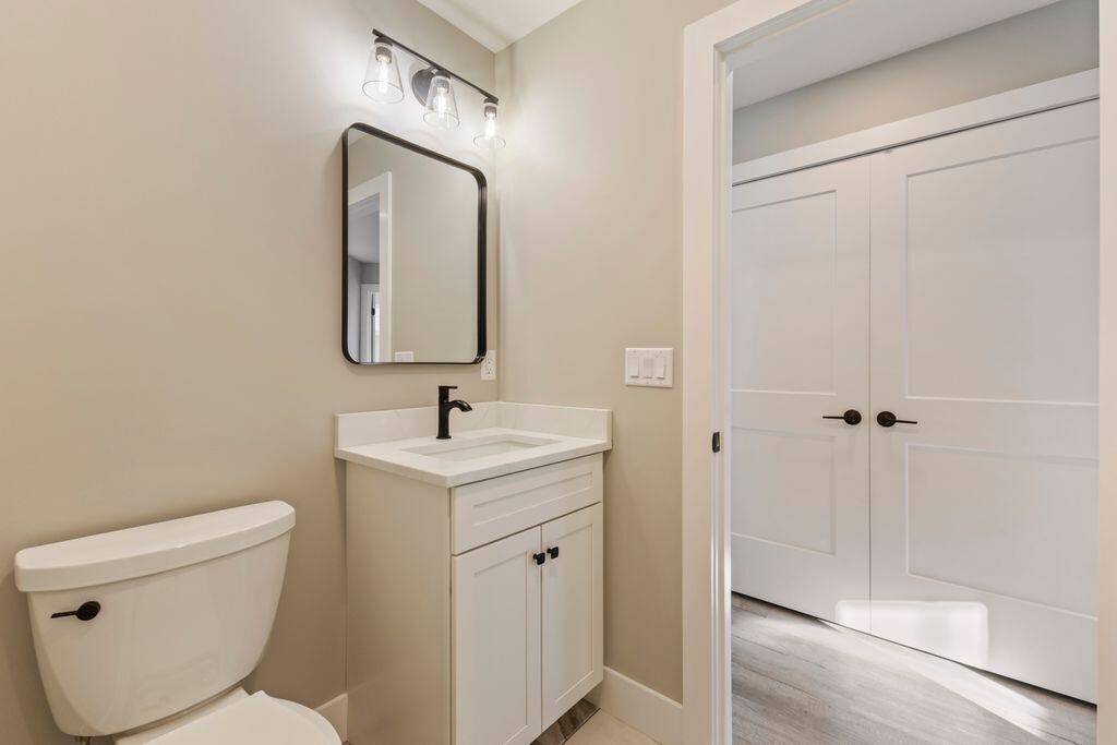 247 Songo School Road Naples ME 04055