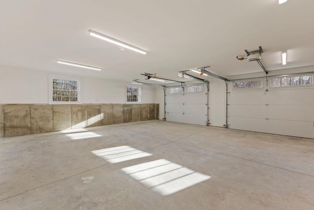 247 Songo School Road Naples ME 04055