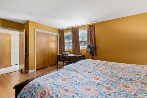 122 Jeanne Street Portland ME 04102