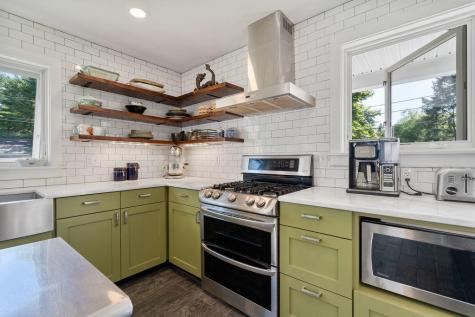 122 Jeanne Street Portland ME 04102