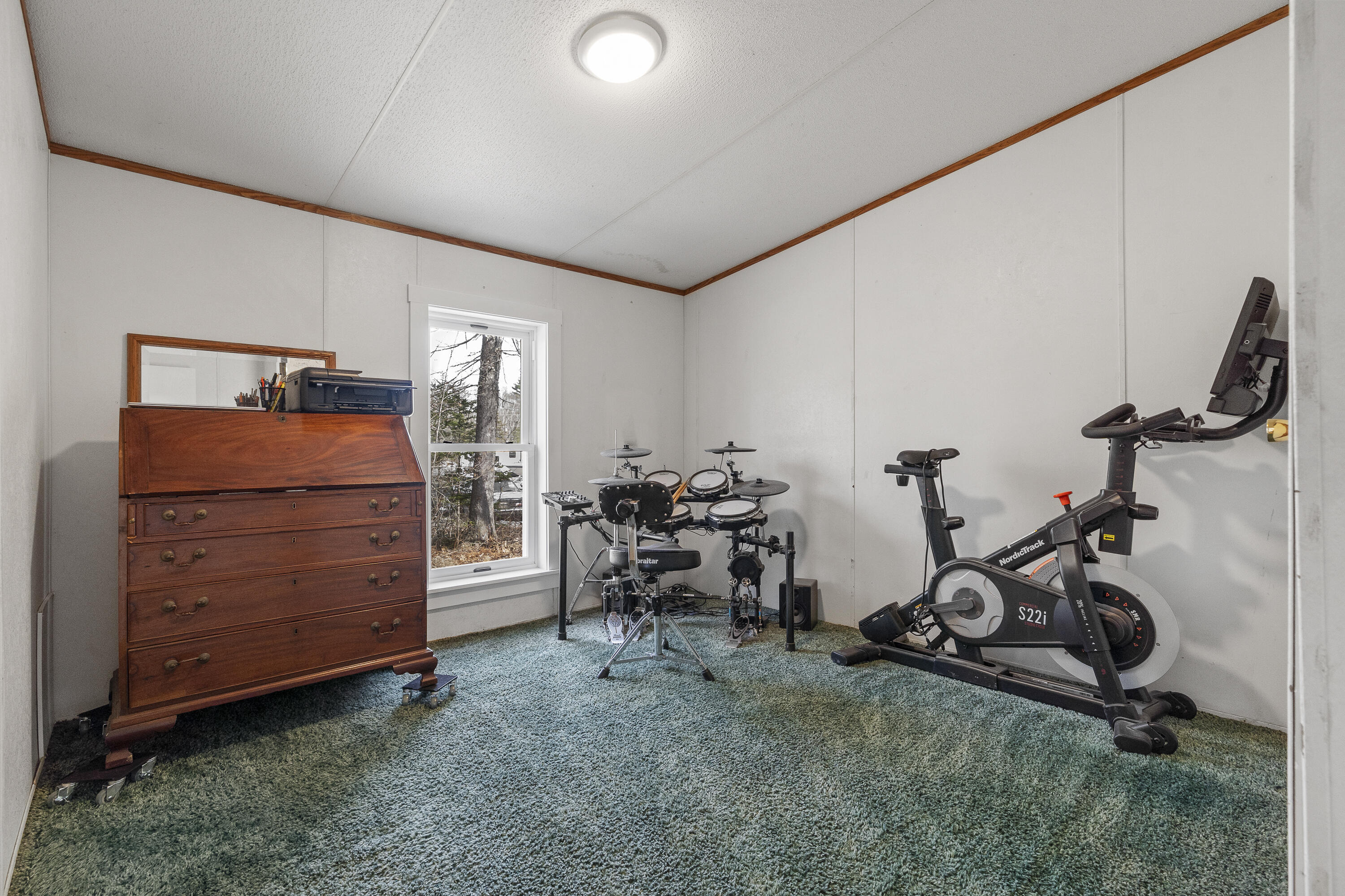 32 Boggs Farm Lane Warren ME 04864