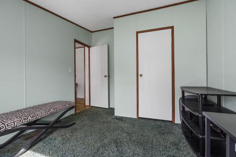 32 Boggs Farm Lane Warren ME 04864