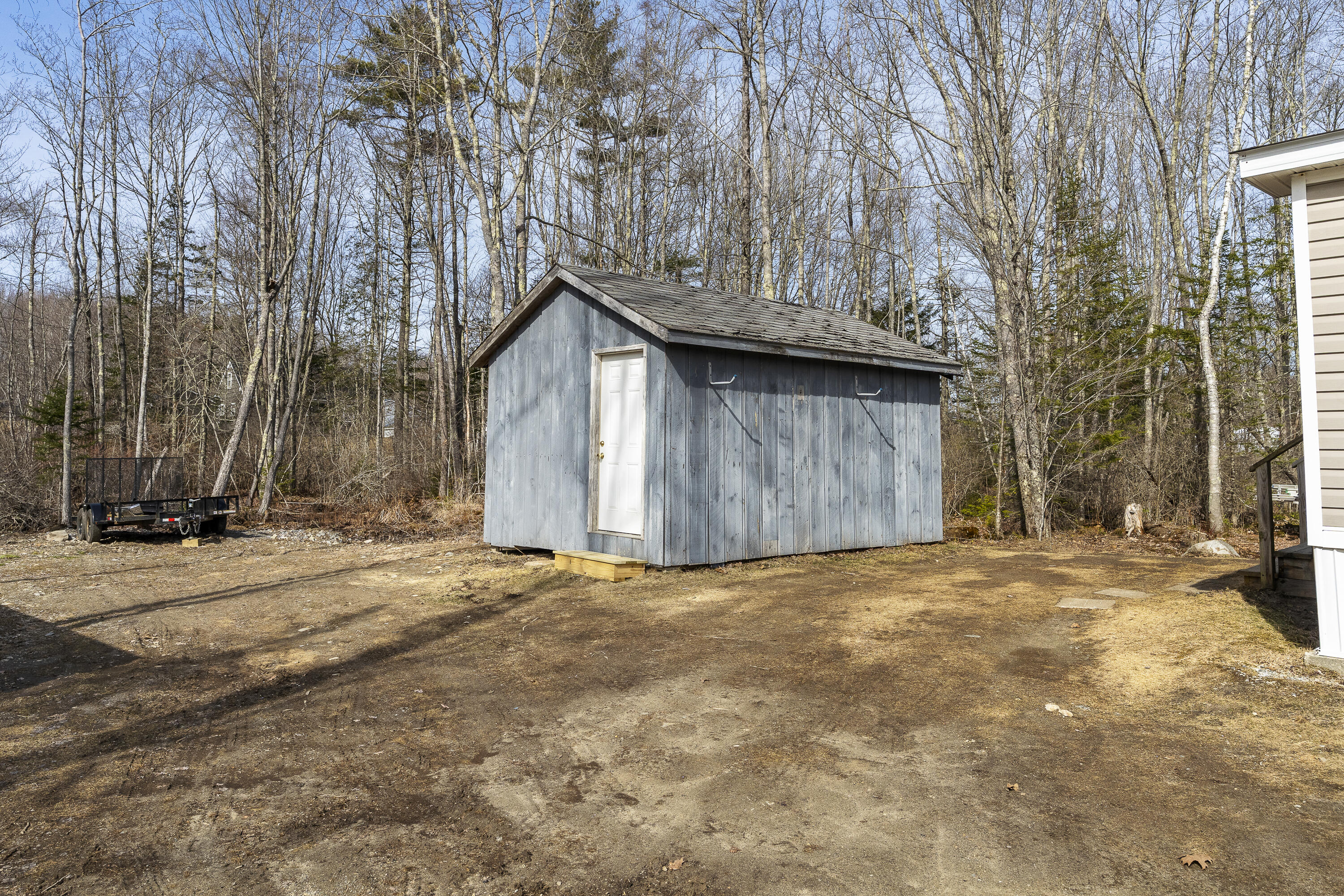 32 Boggs Farm Lane Warren ME 04864