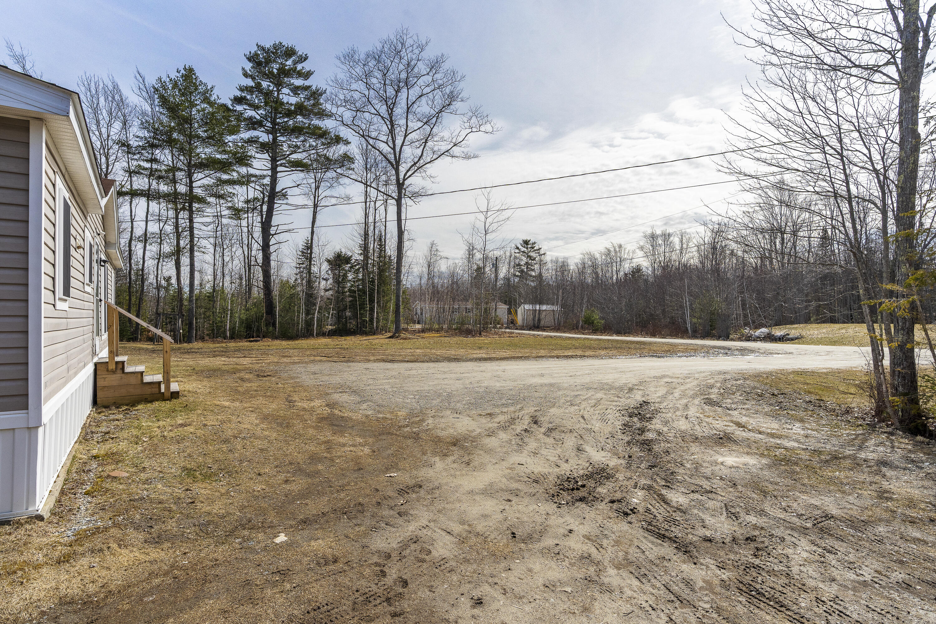 32 Boggs Farm Lane Warren ME 04864