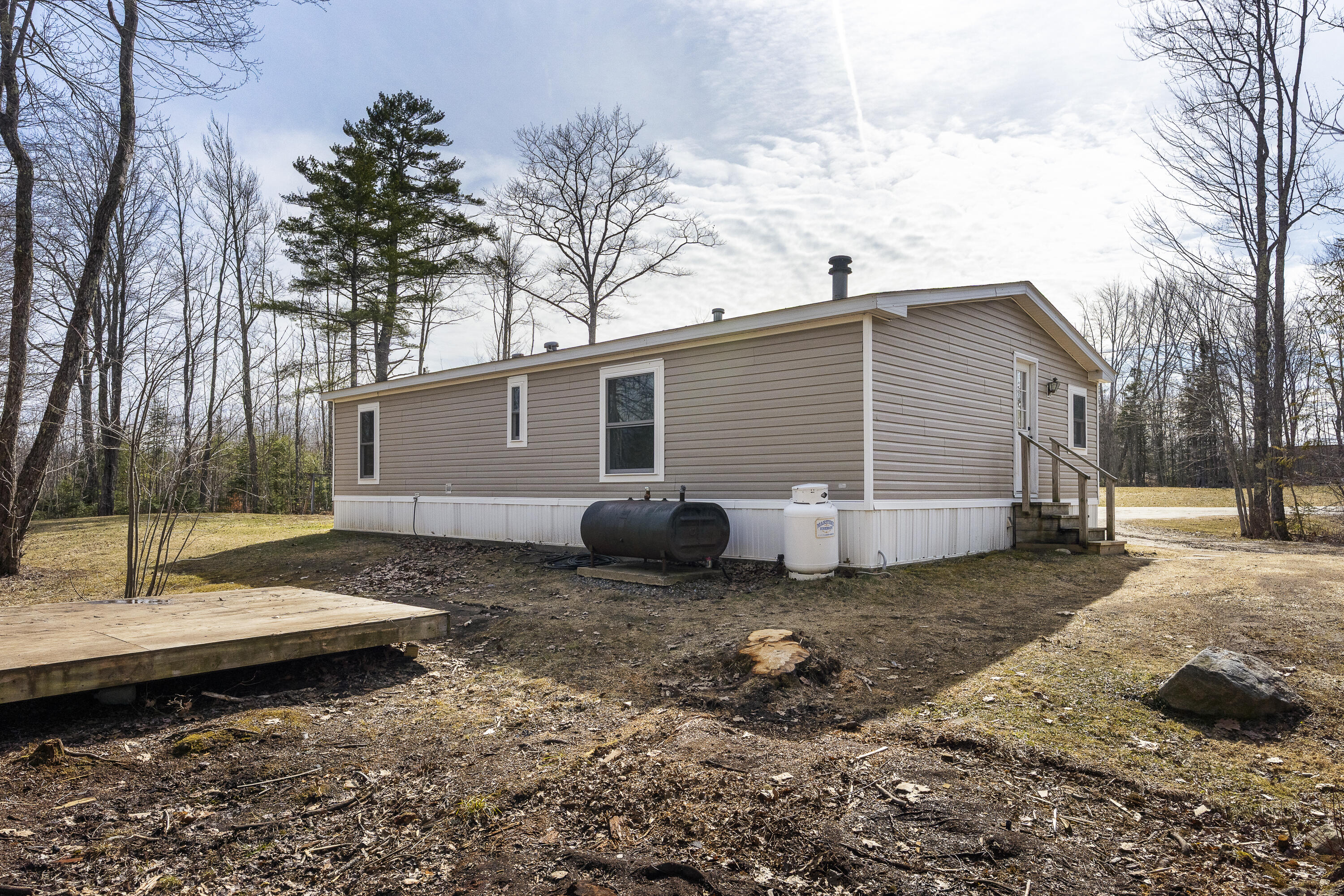 32 Boggs Farm Lane Warren ME 04864