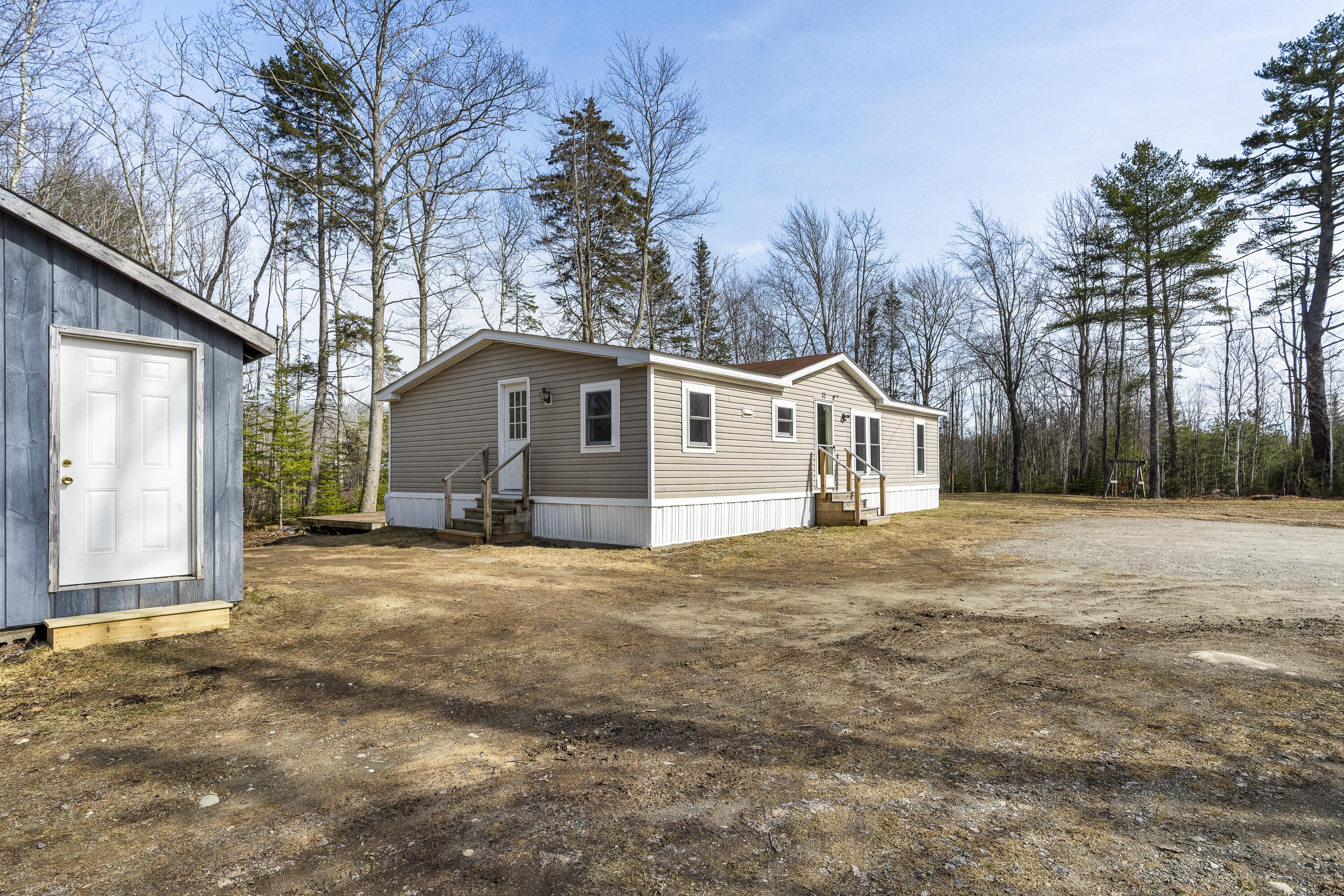 32 Boggs Farm Lane Warren ME 04864