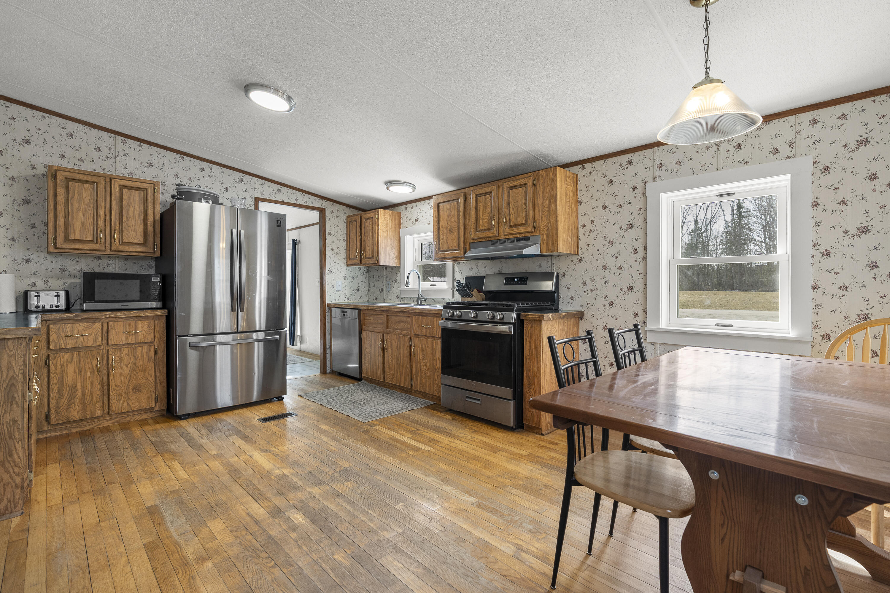 32 Boggs Farm Lane Warren ME 04864