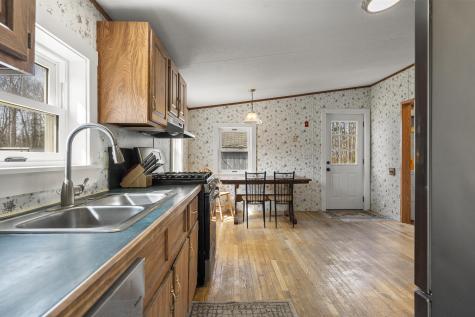 32 Boggs Farm Lane Warren ME 04864