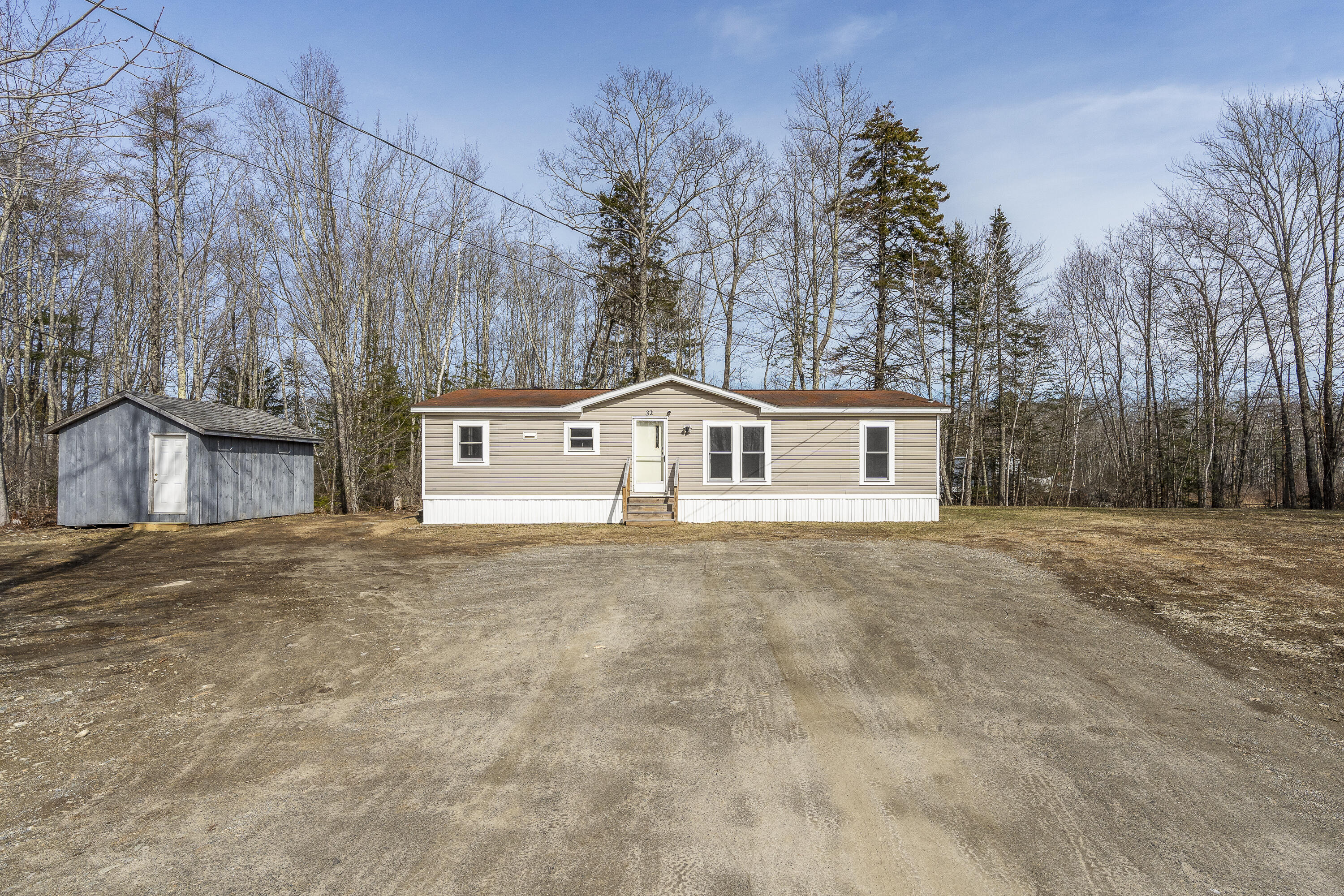 32 Boggs Farm Lane Warren ME 04864