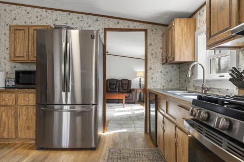 32 Boggs Farm Lane Warren ME 04864