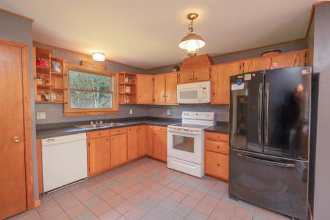 27 Peabody Road Eustis ME 04936