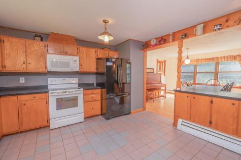 27 Peabody Road Eustis ME 04936