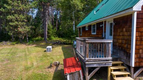 27 Peabody Road Eustis ME 04936