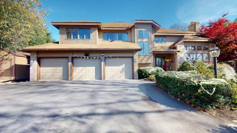 54 Briarcliff Knoll Auburn ME 04210
