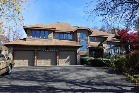 54 Briarcliff Knoll Auburn ME 04210