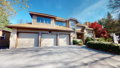 54 Briarcliff Knoll Auburn ME 04210