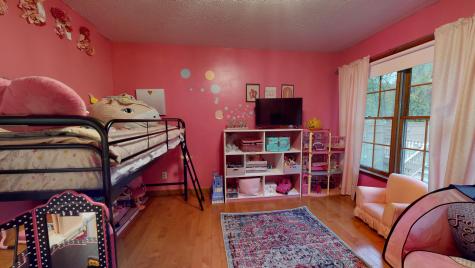 54 Briarcliff Knoll Auburn ME 04210