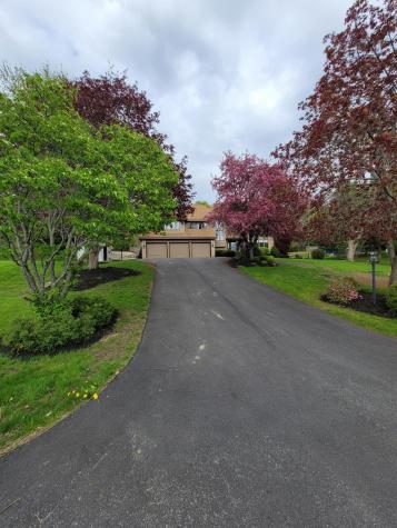 54 Briarcliff Knoll Auburn ME 04210