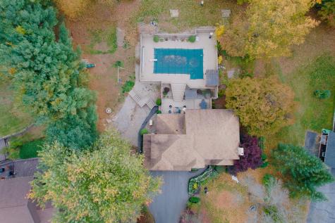 54 Briarcliff Knoll Auburn ME 04210