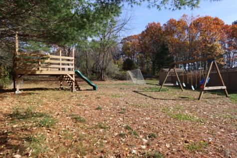 54 Briarcliff Knoll Auburn ME 04210