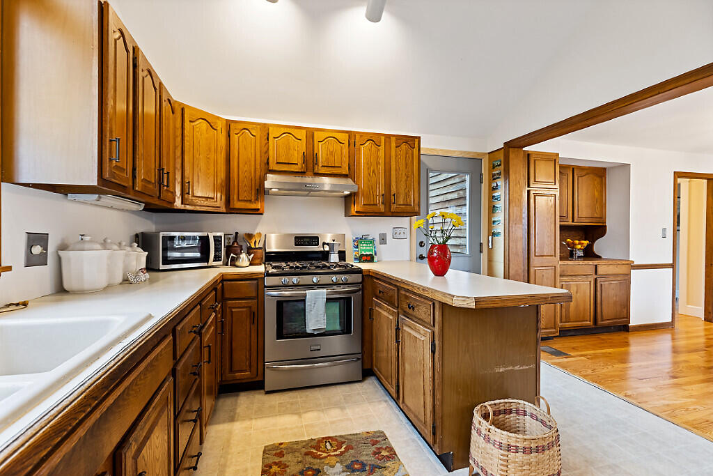 3 Chester Avenue Falmouth ME 04105