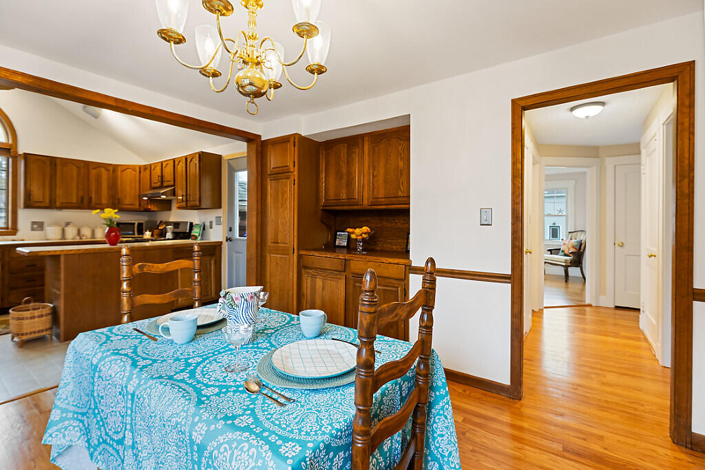 3 Chester Avenue Falmouth ME 04105
