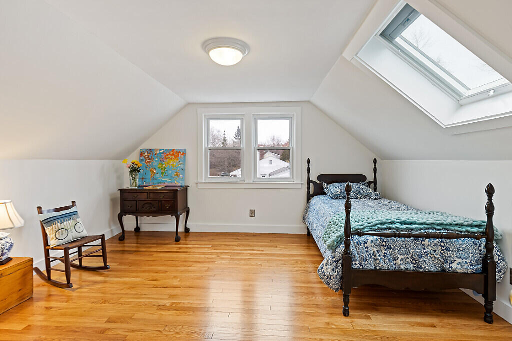 3 Chester Avenue Falmouth ME 04105