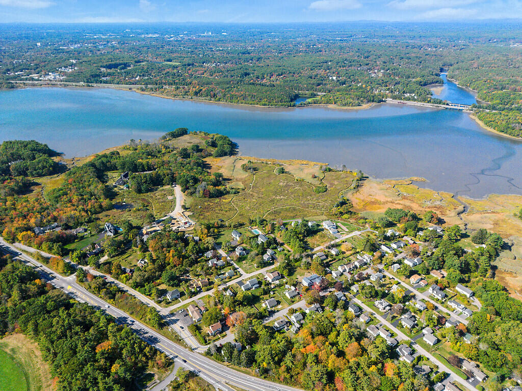 3 Chester Avenue Falmouth ME 04105