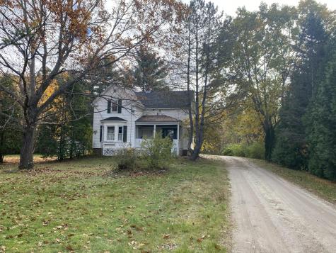 564 Poland Road Auburn ME 04210