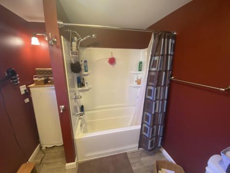 564 Poland Road Auburn ME 04210