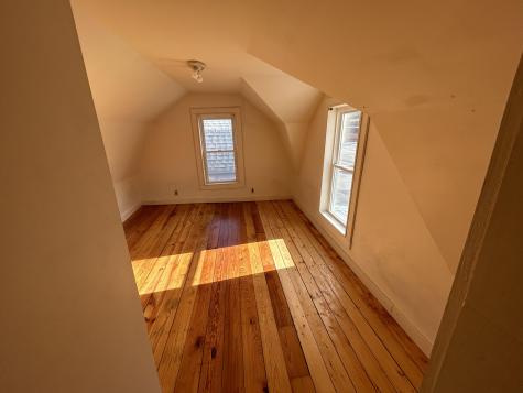 35 Bath Road Brunswick ME 04011