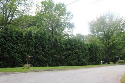 51 Bellflower Drive Auburn ME 04210