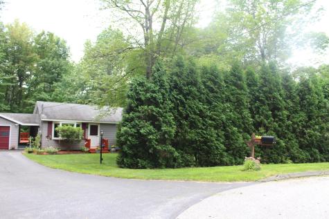 51 Bellflower Drive Auburn ME 04210