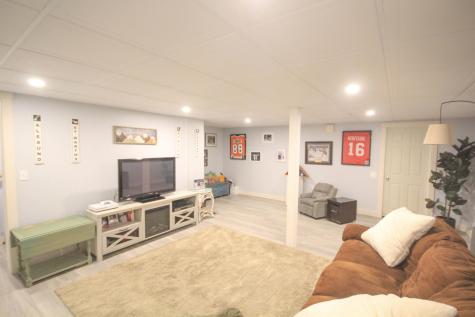 64 Wardtown Road Freeport ME 04032
