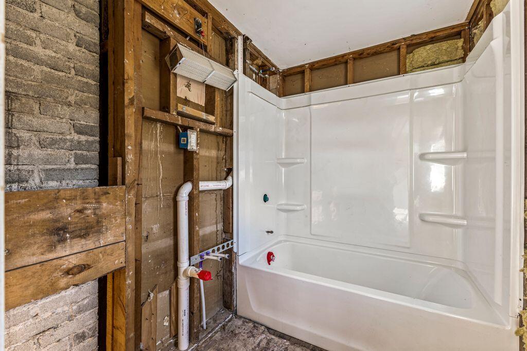 52 Smith Street South Portland ME 04106