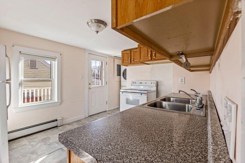 52 Smith Street South Portland ME 04106