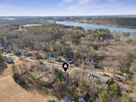 37 Dc Drive Eliot ME 03903