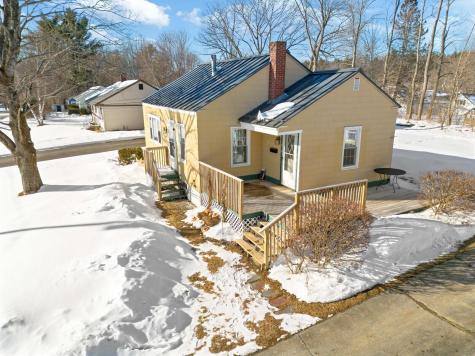 17 Trueworthy Avenue Augusta ME 04330