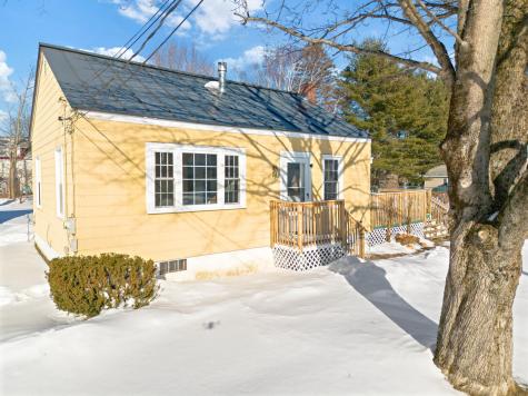 17 Trueworthy Avenue Augusta ME 04330