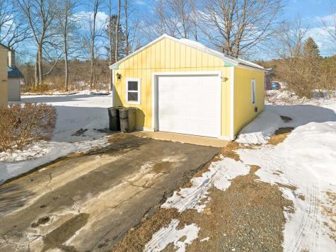 17 Trueworthy Avenue Augusta ME 04330