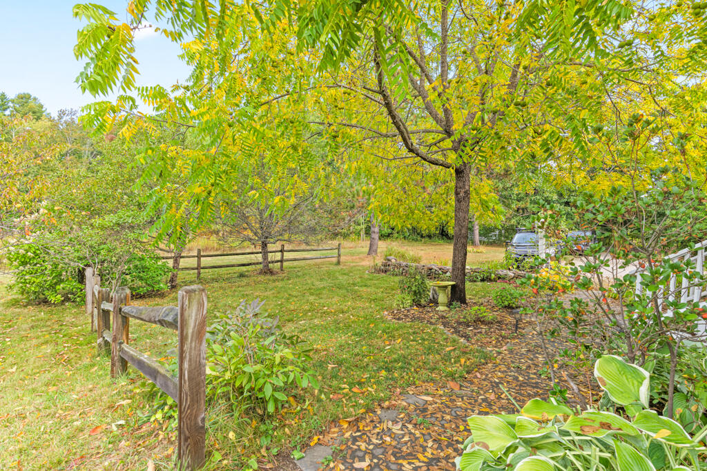 103 Thurlow Road Lincolnville ME 04849