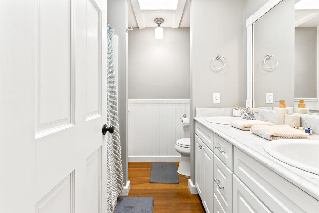 103 Thurlow Road Lincolnville ME 04849